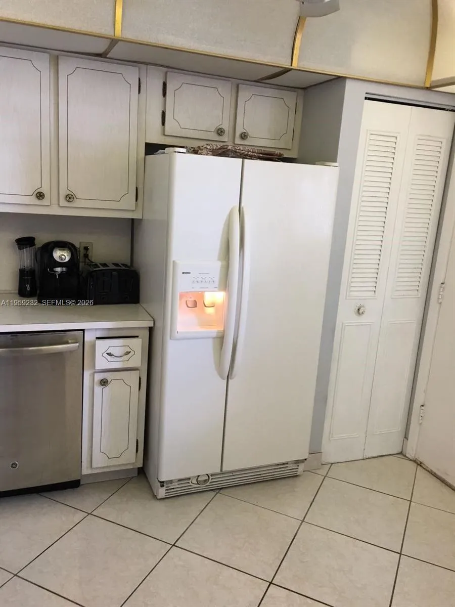3660 Ne 166th St 611, North Miami Beach, Florida 3, North Miami Beach, Florida 33160, 2 Bedrooms Bedrooms, ,2 BathroomsBathrooms,Residential,For Sale,3660 Ne 166th St 611, North Miami Beach, Florida 3,A11959232