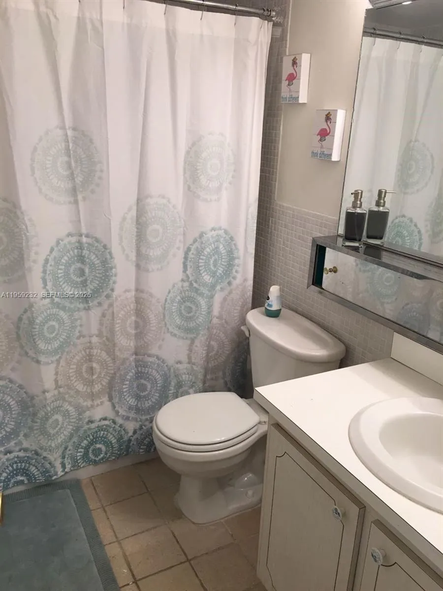 3660 Ne 166th St 611, North Miami Beach, Florida 3, North Miami Beach, Florida 33160, 2 Bedrooms Bedrooms, ,2 BathroomsBathrooms,Residential,For Sale,3660 Ne 166th St 611, North Miami Beach, Florida 3,A11959232