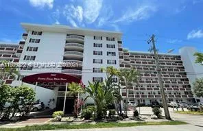 3660 Ne 166th St 611, North Miami Beach, Florida 3, North Miami Beach, Florida 33160, 2 Bedrooms Bedrooms, ,2 BathroomsBathrooms,Residential,For Sale,3660 Ne 166th St 611, North Miami Beach, Florida 3,A11959232