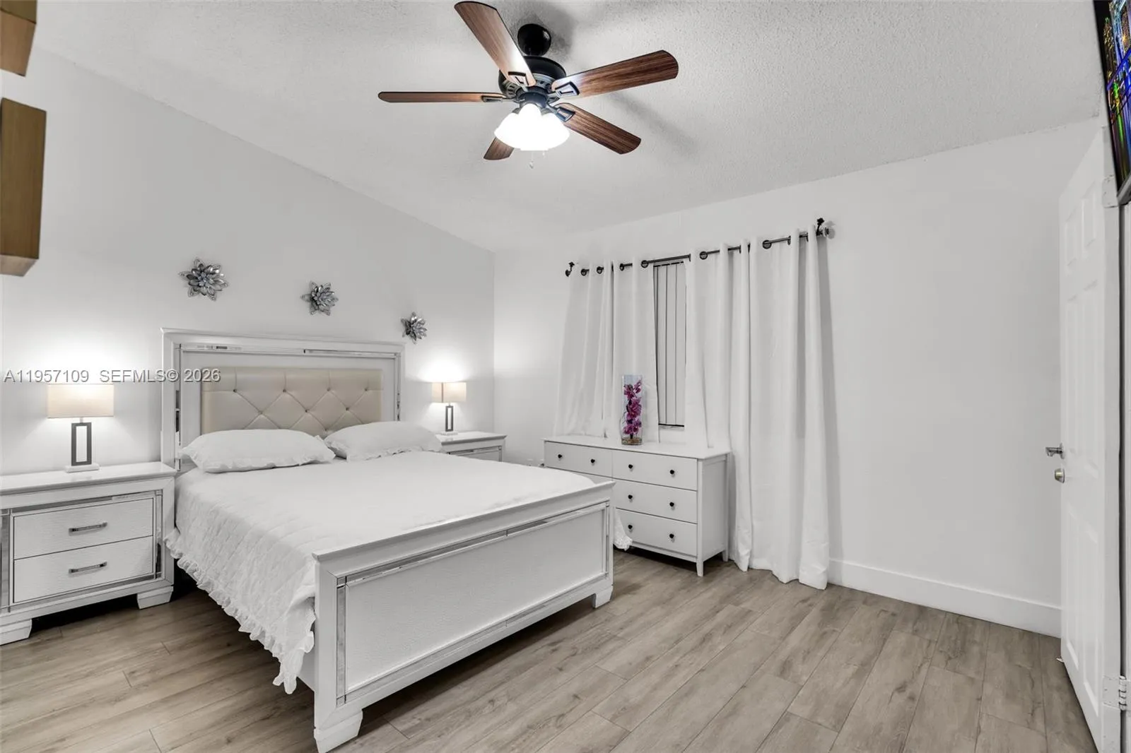 7531 W 29th Way 7531, Hialeah, Florida 33018, Hialeah, Florida 33018, 3 Bedrooms Bedrooms, ,2 BathroomsBathrooms,Residential Lease,For Rent,7531 W 29th Way 7531, Hialeah, Florida 33018,A11957109