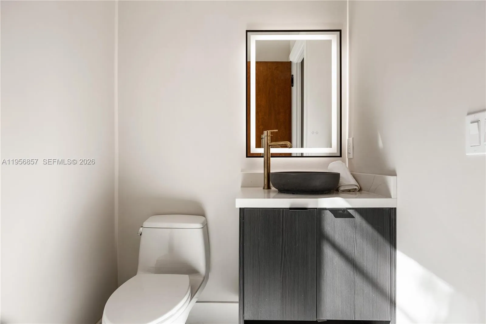 2805 Freeman St, Miami, Florida 33133, Miami, Florida 33133, 5 Bedrooms Bedrooms, ,5 BathroomsBathrooms,Residential Lease,For Rent,2805 Freeman St, Miami, Florida 33133,A11956857