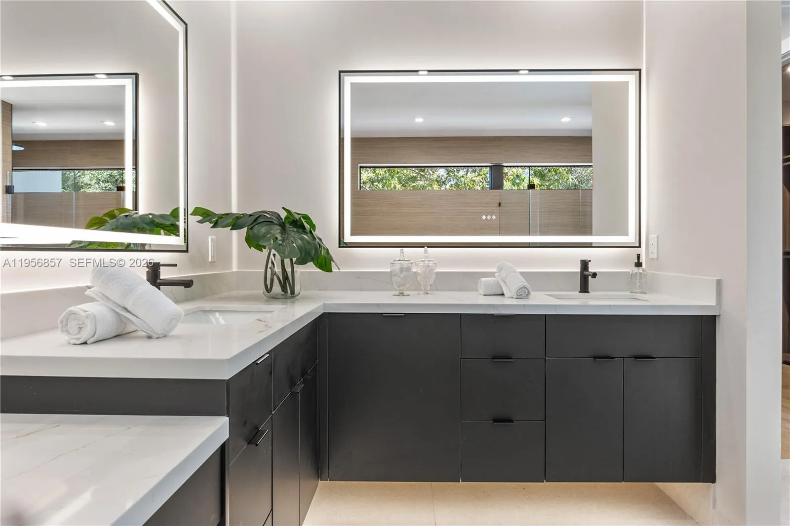 2805 Freeman St, Miami, Florida 33133, Miami, Florida 33133, 5 Bedrooms Bedrooms, ,5 BathroomsBathrooms,Residential Lease,For Rent,2805 Freeman St, Miami, Florida 33133,A11956857