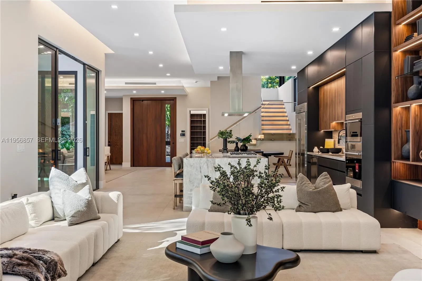 2805 Freeman St, Miami, Florida 33133, Miami, Florida 33133, 5 Bedrooms Bedrooms, ,5 BathroomsBathrooms,Residential Lease,For Rent,2805 Freeman St, Miami, Florida 33133,A11956857