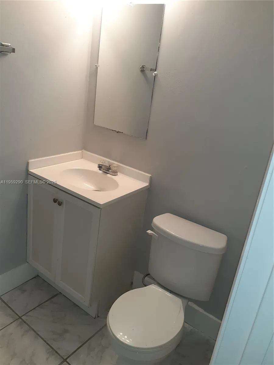5842 Nw 21st St 42-b, Lauderhill, Florida 33313, Lauderhill, Florida 33313, 2 Bedrooms Bedrooms, ,1 BathroomBathrooms,Residential,For Sale,5842 Nw 21st St 42-b, Lauderhill, Florida 33313,A11959290