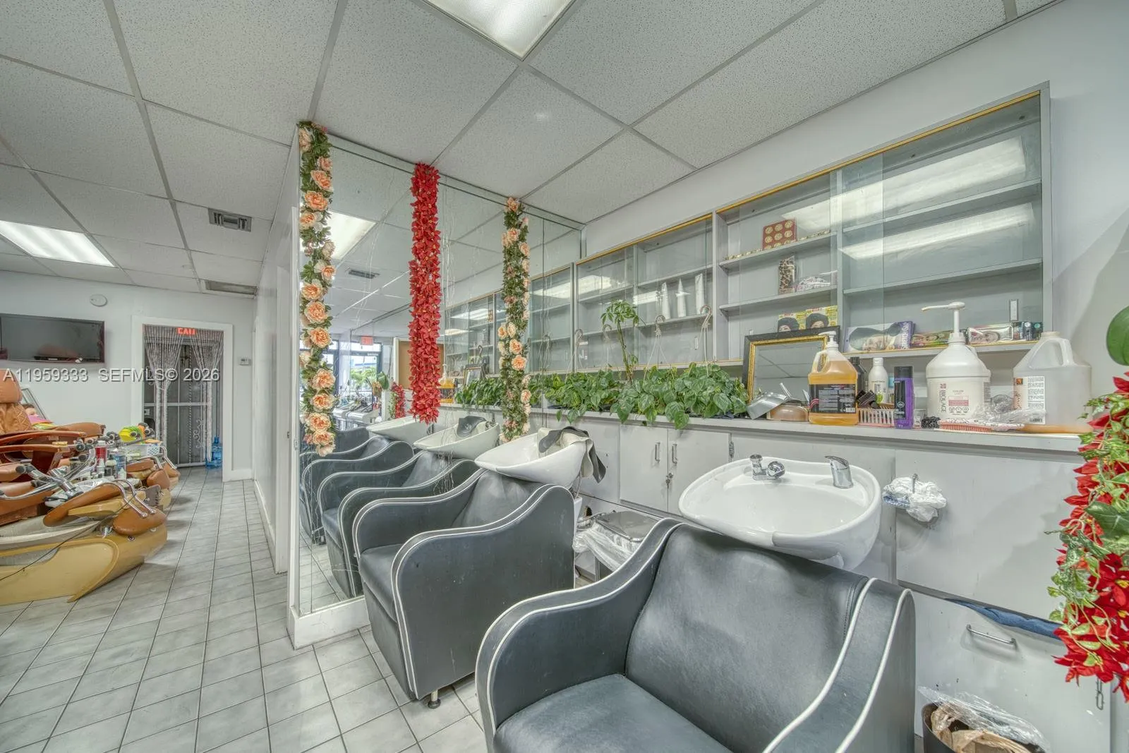 Full-service Beauty Salon For Sale In Sweetwater, Sweetwater, Florida 33174, ,Business Opportunity,For Sale,Full-service Beauty Salon For Sale In Sweetwater, ,A11959333