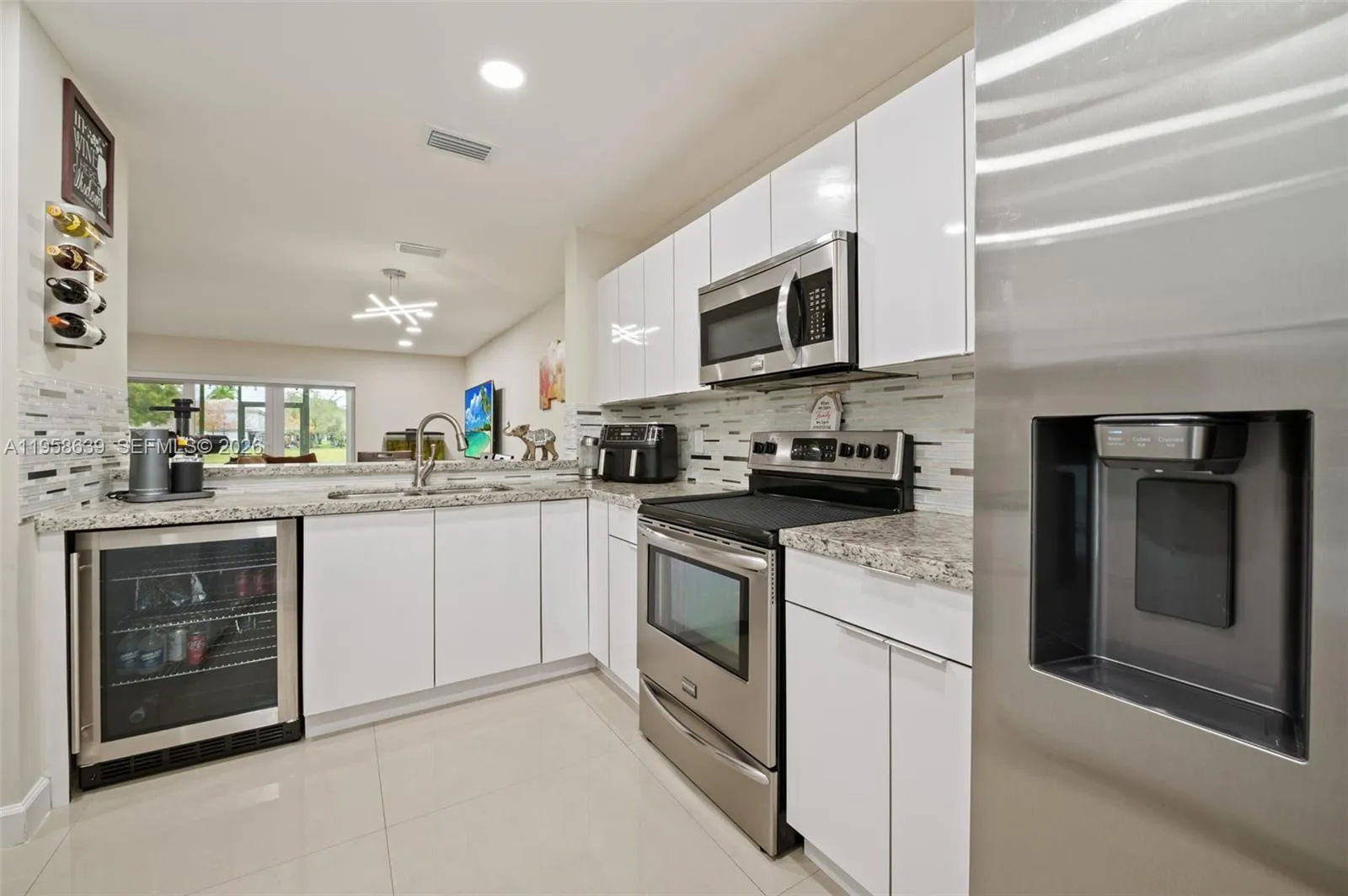 20877 Nw 4th St, Pembroke Pines, Florida 33029, Pembroke Pines, Florida 33029, 3 Bedrooms Bedrooms, ,2 BathroomsBathrooms,Residential,For Sale,20877 Nw 4th St, Pembroke Pines, Florida 33029,A11958639
