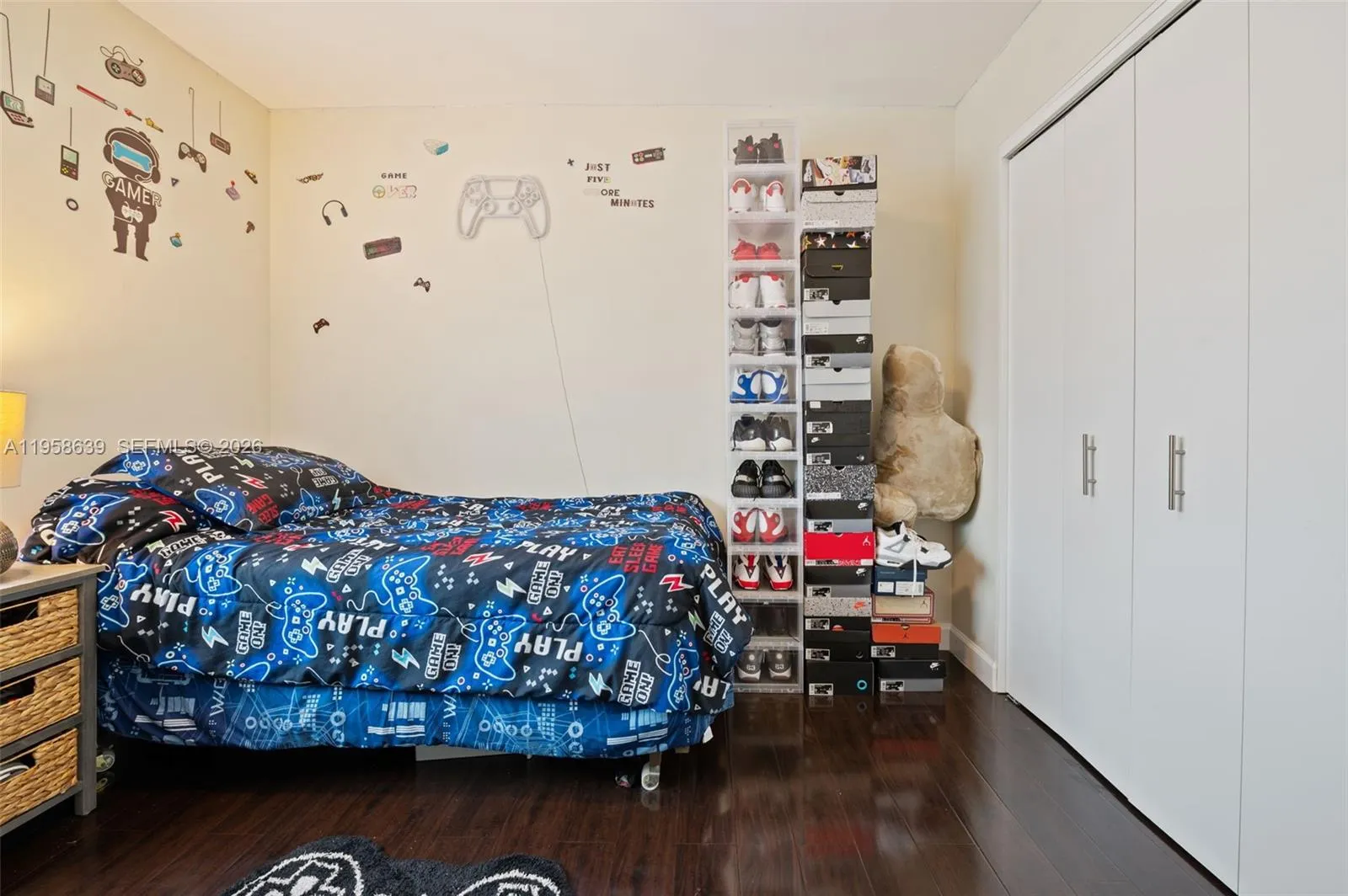 20877 Nw 4th St, Pembroke Pines, Florida 33029, Pembroke Pines, Florida 33029, 3 Bedrooms Bedrooms, ,2 BathroomsBathrooms,Residential,For Sale,20877 Nw 4th St, Pembroke Pines, Florida 33029,A11958639