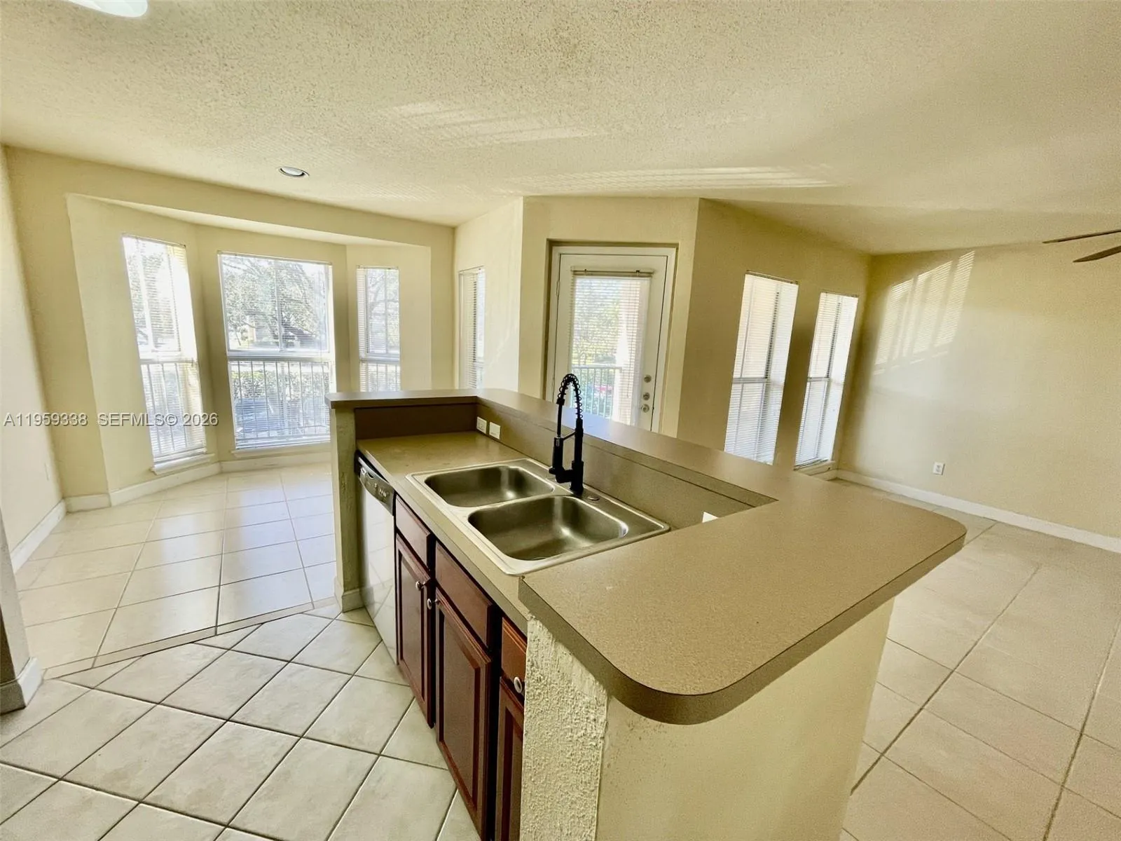 977 Riverside Dr 227, Coral Springs, Florida 33071, Coral Springs, Florida 33071, 1 Bedroom Bedrooms, ,1 BathroomBathrooms,Residential Lease,For Rent,977 Riverside Dr 227, Coral Springs, Florida 33071,A11959338