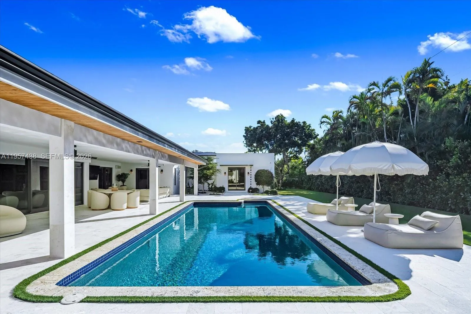 5902 Sw 105th St, Pinecrest, Florida 33156, Pinecrest, Florida 33156, 6 Bedrooms Bedrooms, ,6 BathroomsBathrooms,Residential,For Sale,5902 Sw 105th St, Pinecrest, Florida 33156,A11957438