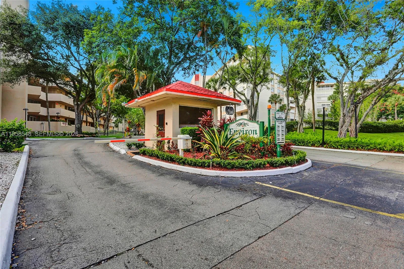 6911 Environ Blvd 1k, Lauderhill, Florida 33319, Lauderhill, Florida 33319, 2 Bedrooms Bedrooms, ,2 BathroomsBathrooms,Residential,For Sale,6911 Environ Blvd 1k, Lauderhill, Florida 33319,A11958548