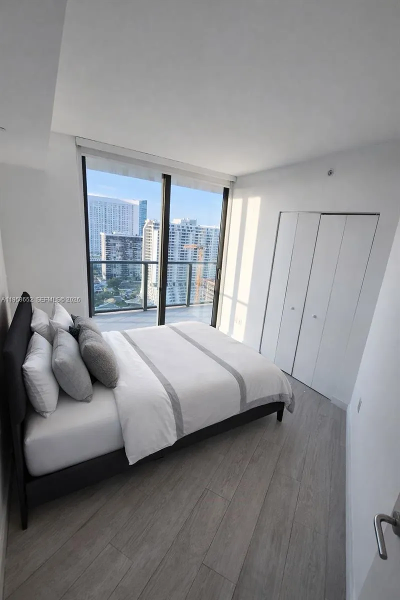 501 Ne 31st St 2401, Miami, Florida 33137, Miami, Florida 33137, 3 Bedrooms Bedrooms, ,2 BathroomsBathrooms,Residential,For Sale,501 Ne 31st St 2401, Miami, Florida 33137,A11958652