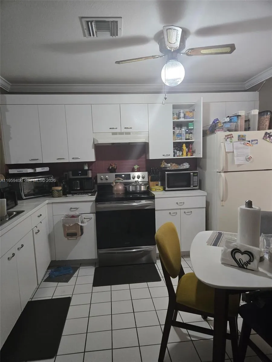4925 W Lakes Dr, Deerfield Beach, Florida 33442, Deerfield Beach, Florida 33442, 3 Bedrooms Bedrooms, ,2 BathroomsBathrooms,Residential,For Sale,4925 W Lakes Dr, Deerfield Beach, Florida 33442,A11959406