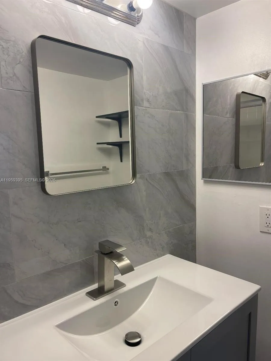 10357 Nw 8th St 105, Pembroke Pines, Florida 33026, Pembroke Pines, Florida 33026, 2 Bedrooms Bedrooms, ,2 BathroomsBathrooms,Residential Lease,For Rent,10357 Nw 8th St 105, Pembroke Pines, Florida 33026,A11959395