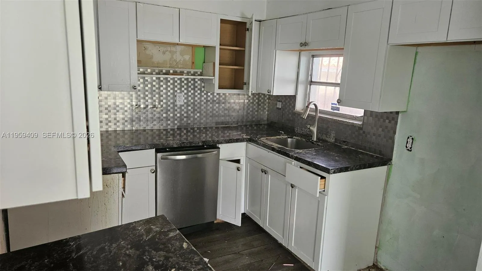 2102 Sw 14th Ave, Miami, Florida 33145, Miami, Florida 33145, 2 Bedrooms Bedrooms, ,1 BathroomBathrooms,Residential,For Sale,2102 Sw 14th Ave, Miami, Florida 33145,A11959409