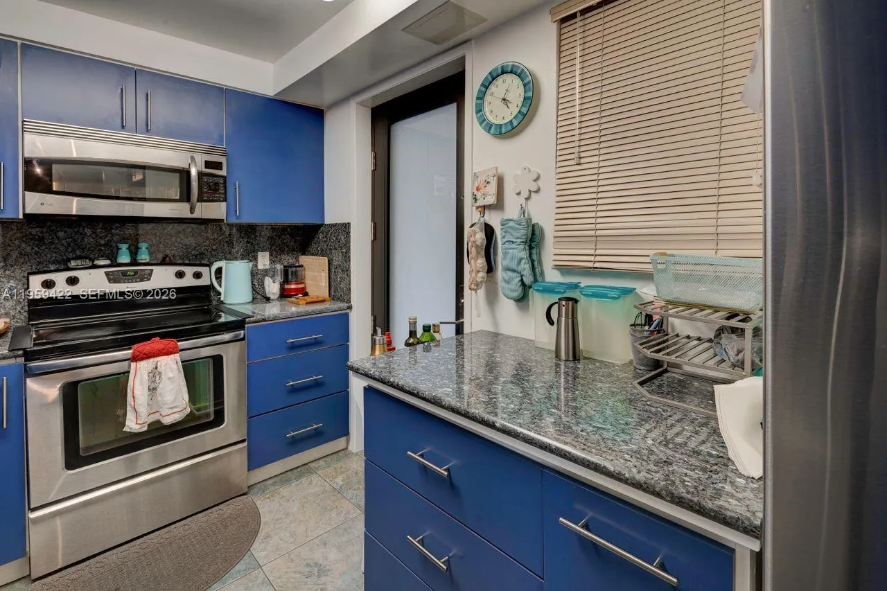 301 Golden Isles Dr 502, Hallandale Beach, Florida, Hallandale Beach, Florida 33009, 1 Bedroom Bedrooms, ,1 BathroomBathrooms,Residential,For Sale,301 Golden Isles Dr 502, Hallandale Beach, Florida,A11959422