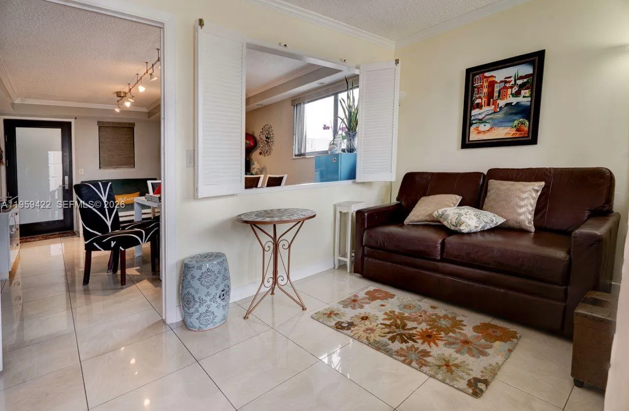 301 Golden Isles Dr 502, Hallandale Beach, Florida, Hallandale Beach, Florida 33009, 1 Bedroom Bedrooms, ,1 BathroomBathrooms,Residential,For Sale,301 Golden Isles Dr 502, Hallandale Beach, Florida,A11959422