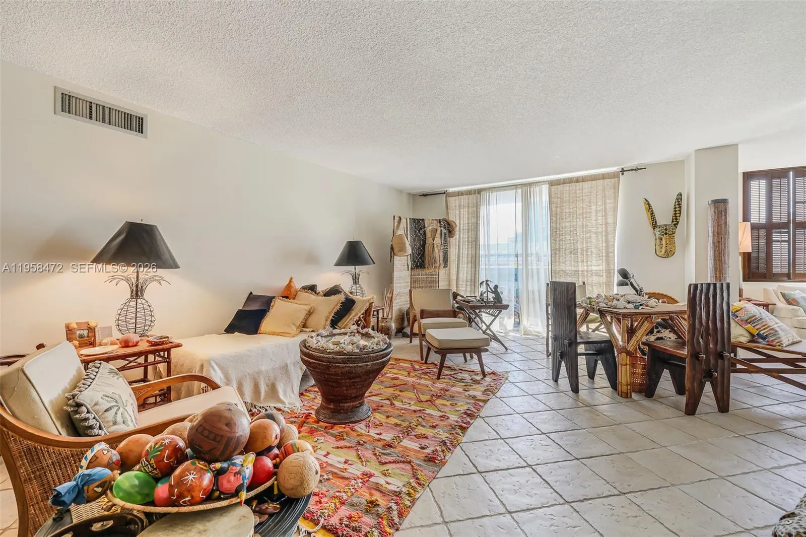 6039 Collins Ave 833, Miami Beach, Florida 33140, Miami Beach, Florida 33140, 1 Bedroom Bedrooms, ,2 BathroomsBathrooms,Residential,For Sale,6039 Collins Ave 833, Miami Beach, Florida 33140,A11958472