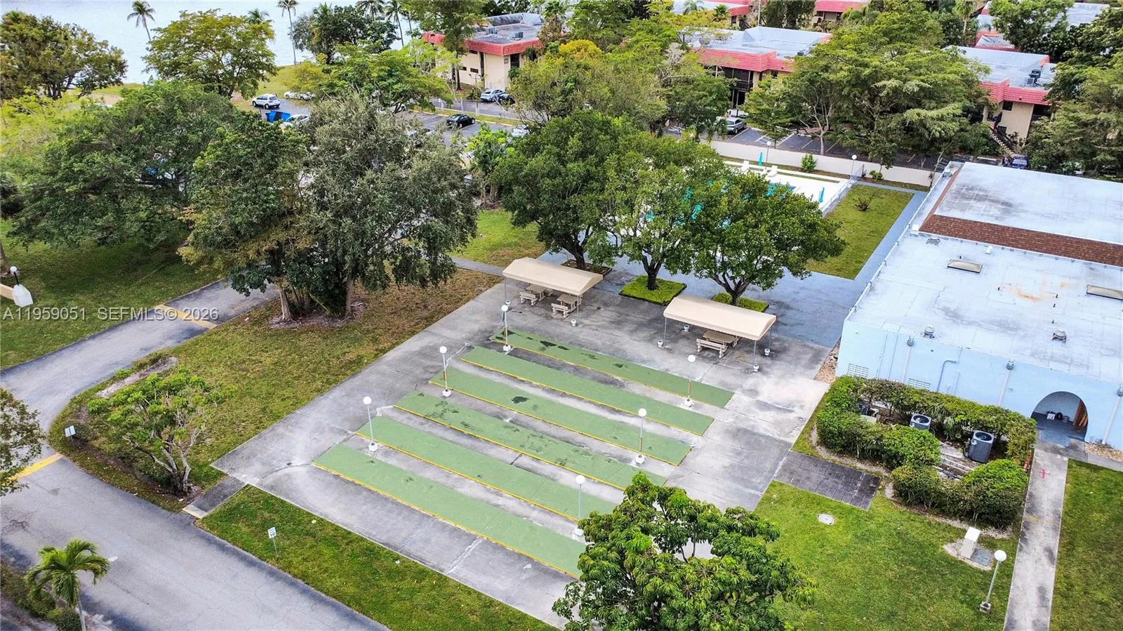 942 Ne 199th St 2f, Miami, Florida 33179, Miami, Florida 33179, 1 Bedroom Bedrooms, ,1 BathroomBathrooms,Residential,For Sale,942 Ne 199th St 2f, Miami, Florida 33179,A11959051