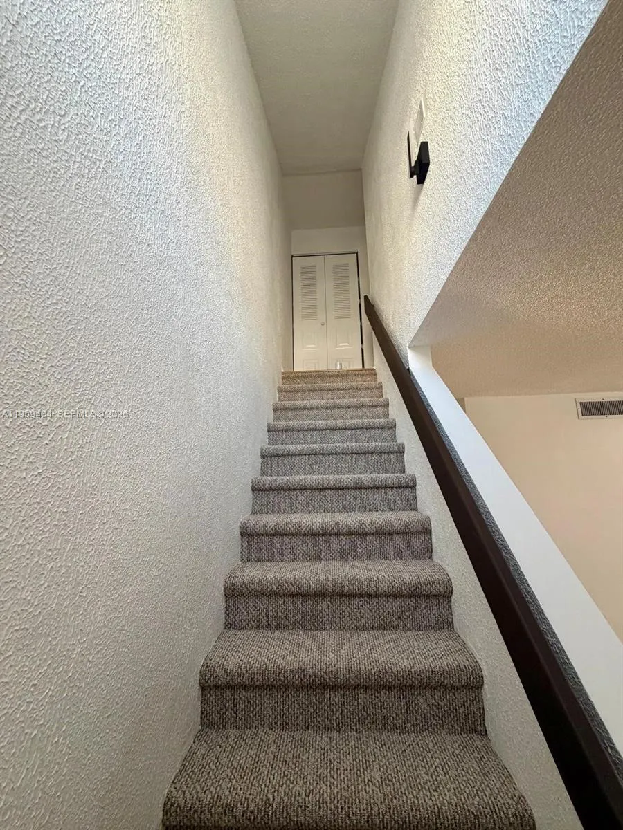 15832 Sw 91st Ct B, Palmetto Bay, Florida 33157, Palmetto Bay, Florida 33157, 2 Bedrooms Bedrooms, ,1 BathroomBathrooms,Residential Lease,For Rent,15832 Sw 91st Ct B, Palmetto Bay, Florida 33157,A11959434