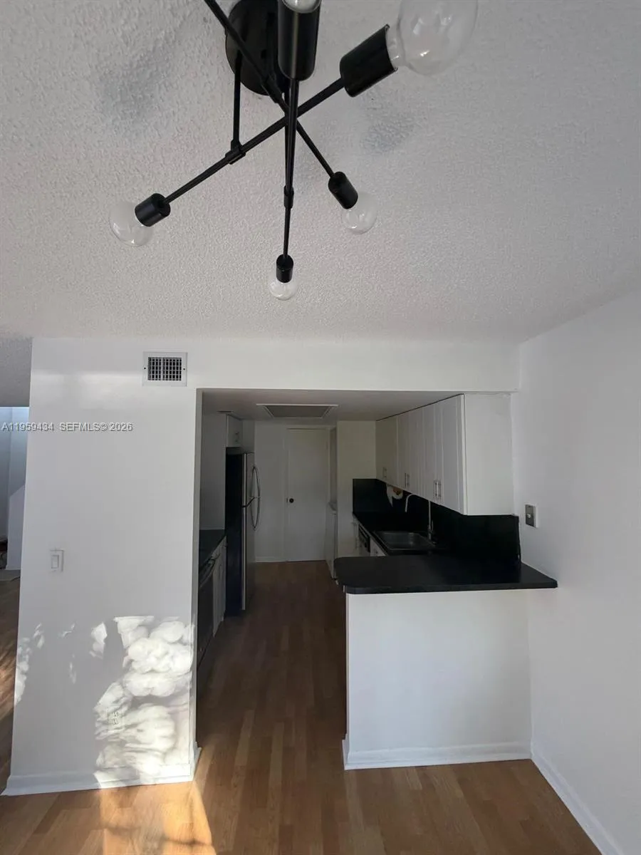15832 Sw 91st Ct B, Palmetto Bay, Florida 33157, Palmetto Bay, Florida 33157, 2 Bedrooms Bedrooms, ,1 BathroomBathrooms,Residential Lease,For Rent,15832 Sw 91st Ct B, Palmetto Bay, Florida 33157,A11959434