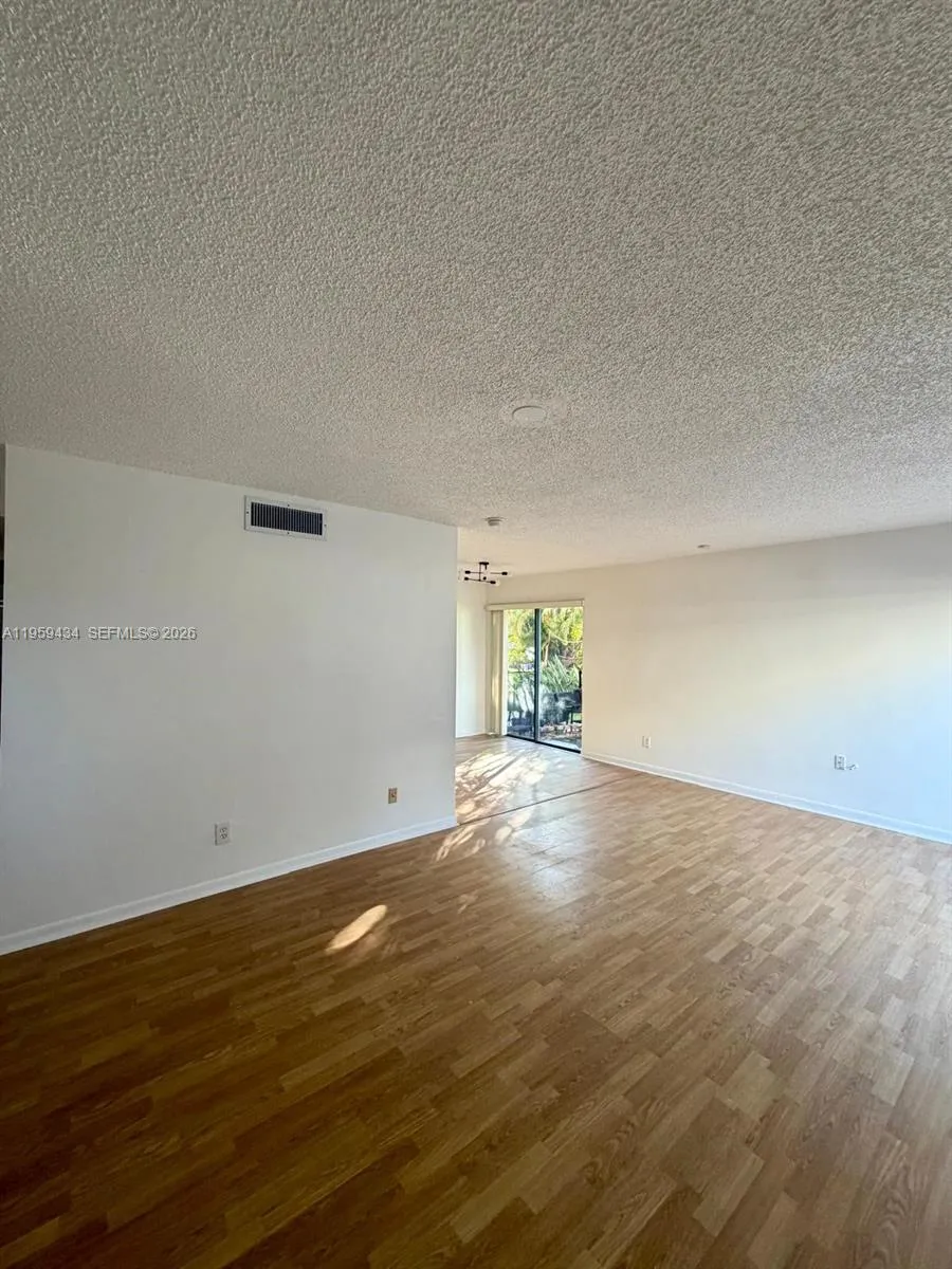 15832 Sw 91st Ct B, Palmetto Bay, Florida 33157, Palmetto Bay, Florida 33157, 2 Bedrooms Bedrooms, ,1 BathroomBathrooms,Residential Lease,For Rent,15832 Sw 91st Ct B, Palmetto Bay, Florida 33157,A11959434