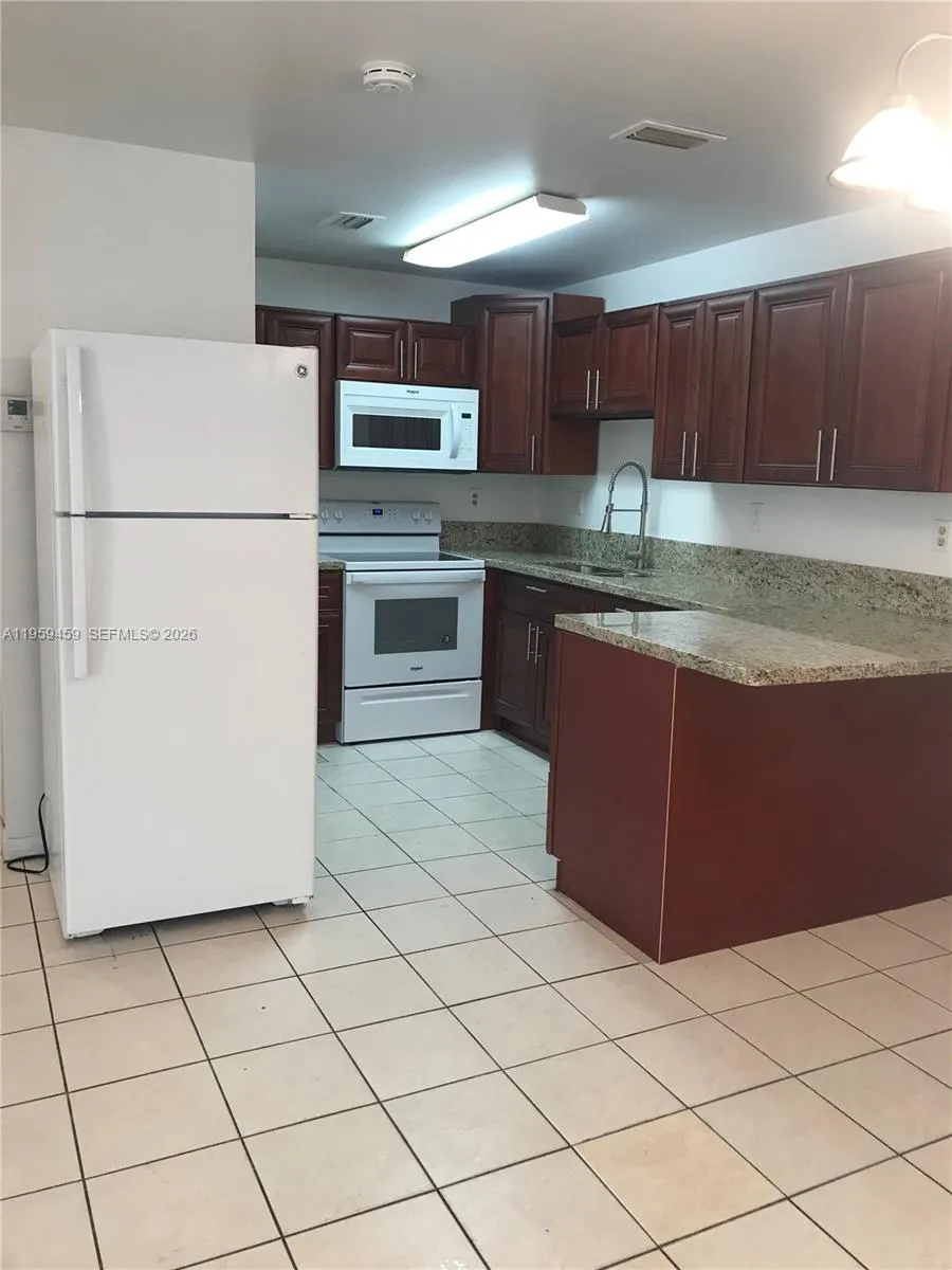1017 Sw 8th St 1-4, Hallandale Beach, Florida 3300, Hallandale Beach, Florida 33009, 3 Bedrooms Bedrooms, ,2 BathroomsBathrooms,Residential Lease,For Rent,1017 Sw 8th St 1-4, Hallandale Beach, Florida 3300,A11959459