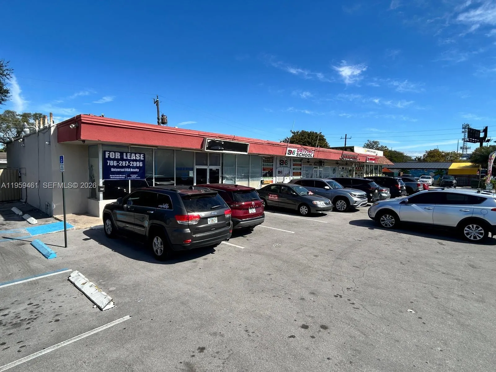 6339 Johnson St, Hollywood, Florida 33024, Hollywood, Florida 33024, ,Commercial Lease,For Rent,6339 Johnson St, Hollywood, Florida 33024,A11959461