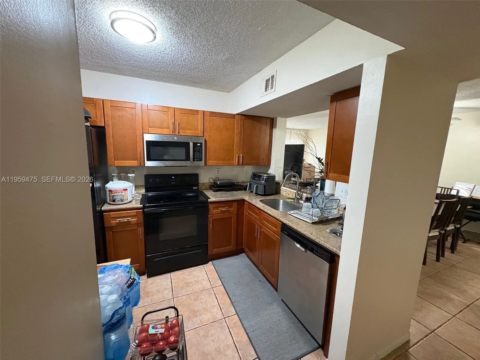 4744 Nw 114th Ave 102, Doral, Florida 33178, Doral, Florida 33178, 3 Bedrooms Bedrooms, ,2 BathroomsBathrooms,Residential,For Sale,4744 Nw 114th Ave 102, Doral, Florida 33178,A11959475