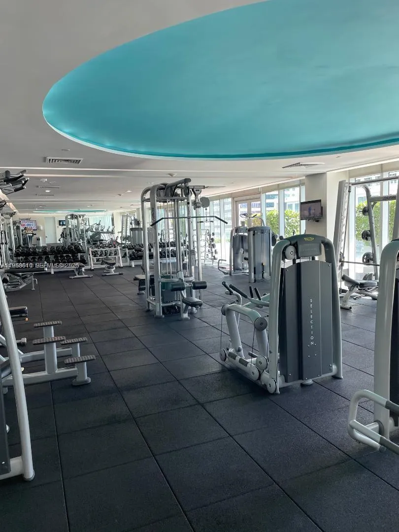 55 Se 6th St 1807, Miami, Florida 33131, Miami, Florida 33131, 2 Bedrooms Bedrooms, ,2 BathroomsBathrooms,Residential,For Sale,55 Se 6th St 1807, Miami, Florida 33131,A11958010