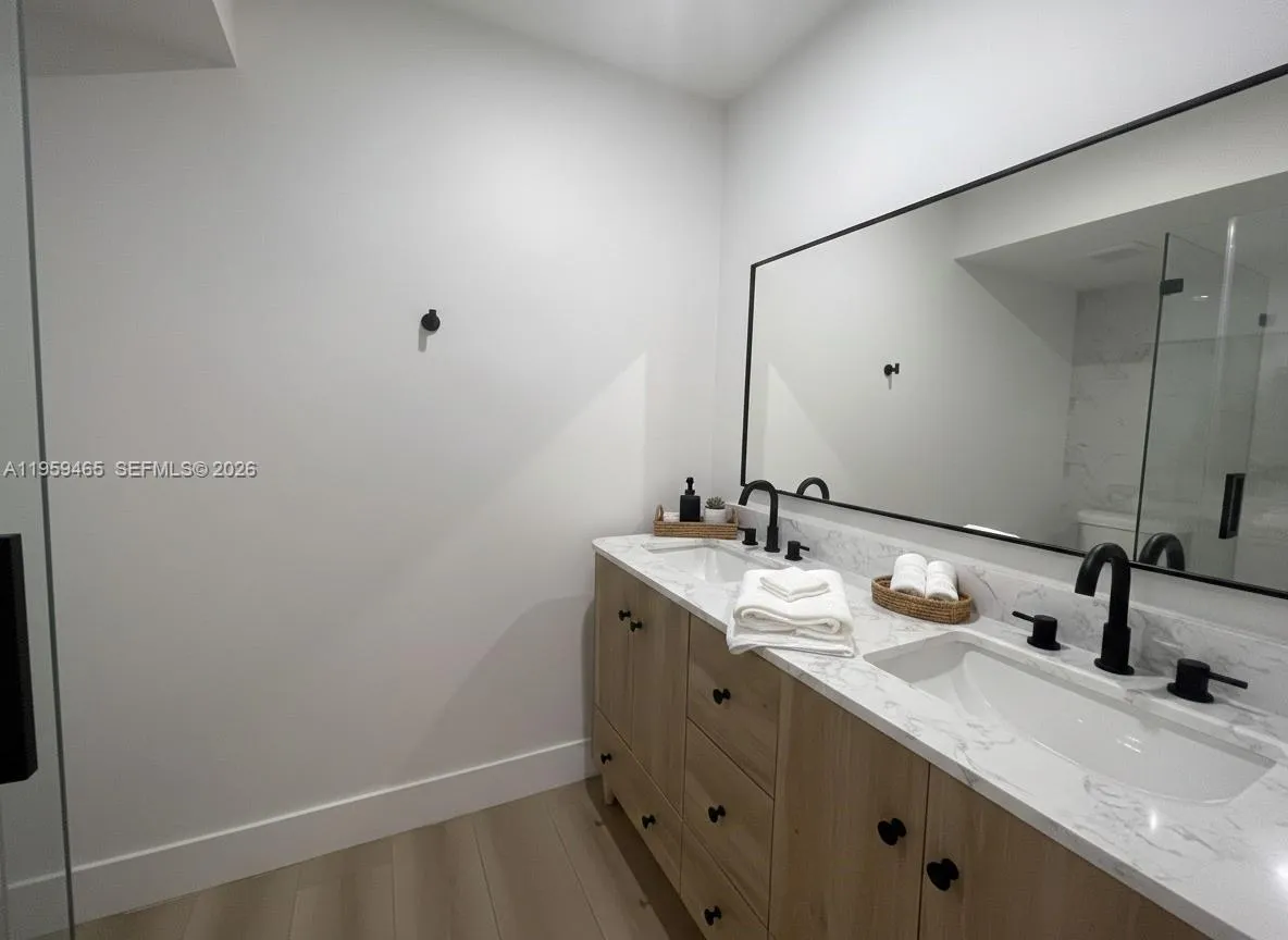 5100 Sw 90th Ave 302, Cooper City, Florida 33328, Cooper City, Florida 33328, 2 Bedrooms Bedrooms, ,2 BathroomsBathrooms,Residential Lease,For Rent,5100 Sw 90th Ave 302, Cooper City, Florida 33328,A11959465