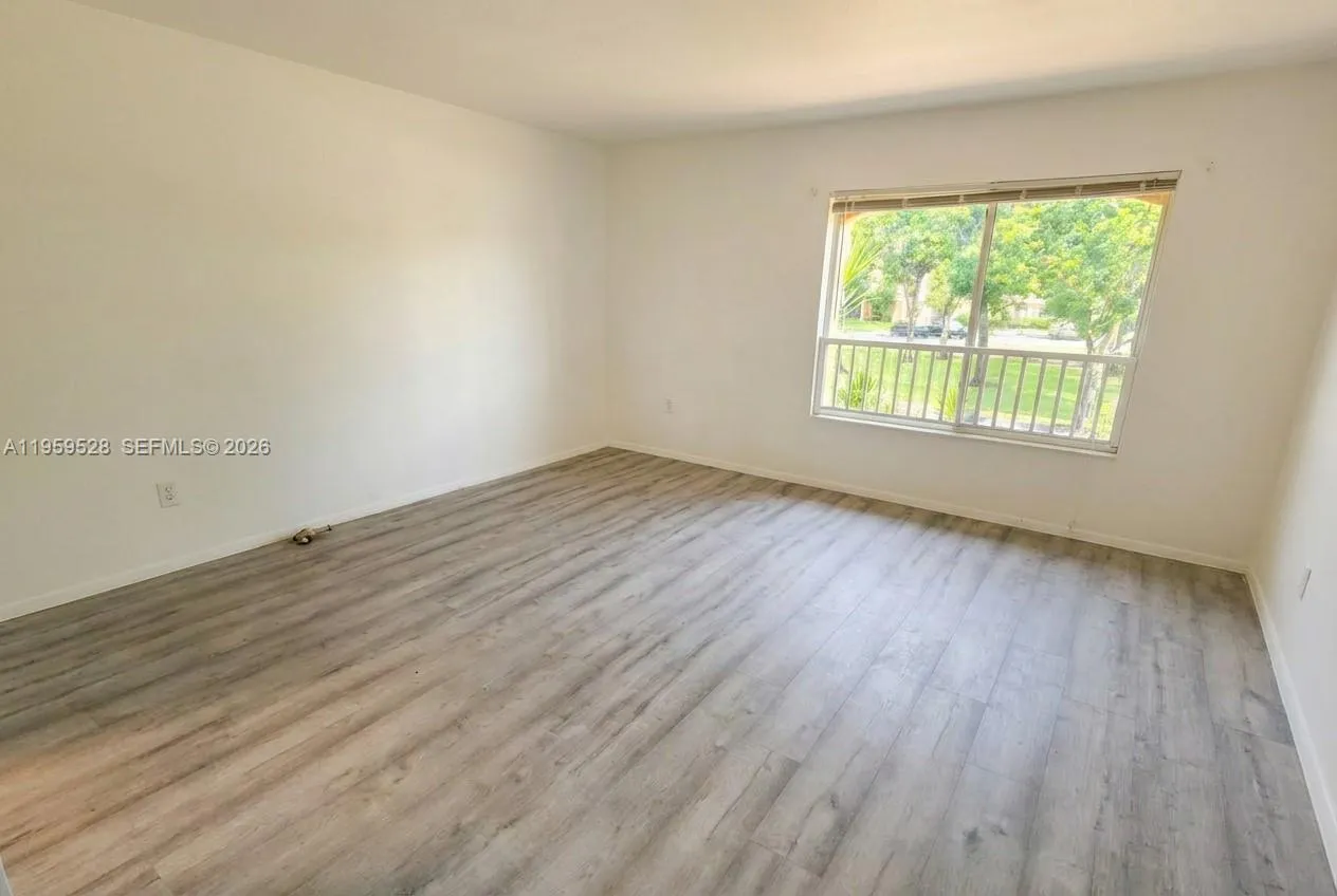 2420 Nw 33rd St 1011, Oakland Park, Florida 33309, Oakland Park, Florida 33309, 2 Bedrooms Bedrooms, ,2 BathroomsBathrooms,Residential Lease,For Rent,2420 Nw 33rd St 1011, Oakland Park, Florida 33309,A11959528