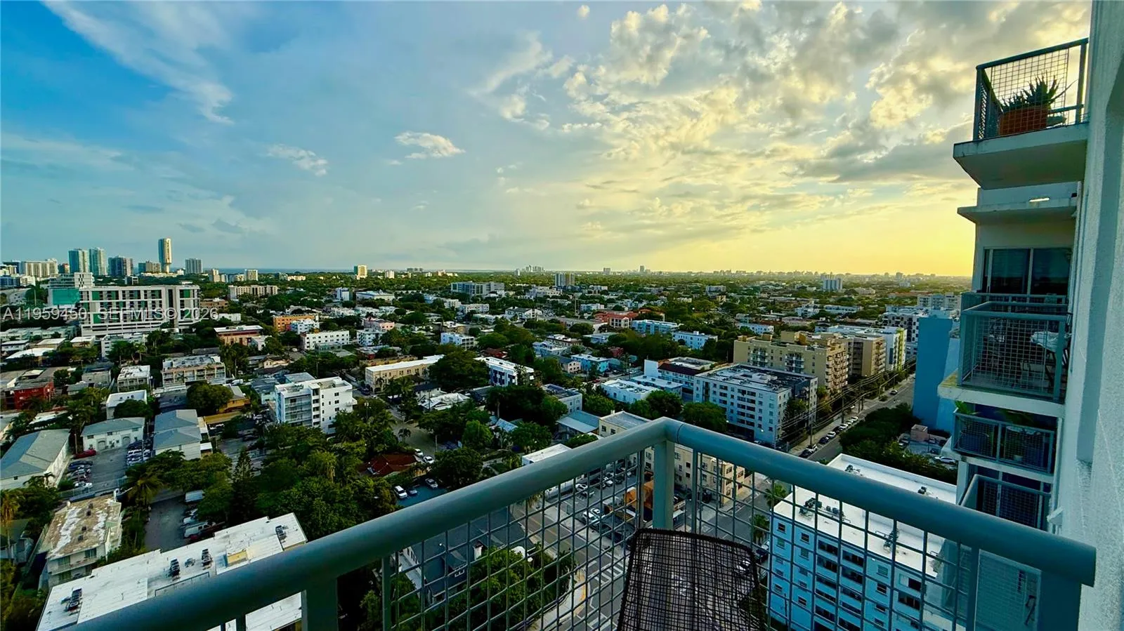 10 Sw South River Dr Phi06, Miami, Florida 33130, Miami, Florida 33130, 2 Bedrooms Bedrooms, ,2 BathroomsBathrooms,Residential Lease,For Rent,10 Sw South River Dr Phi06, Miami, Florida 33130,A11959450