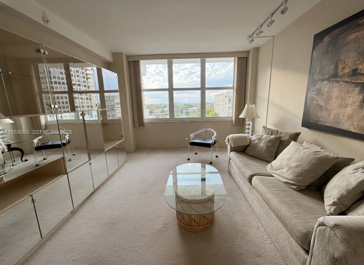 5601 Collins Ave 720, Miami Beach, Florida 33140, Miami Beach, Florida 33140, 2 Bedrooms Bedrooms, ,2 BathroomsBathrooms,Residential,For Sale,5601 Collins Ave 720, Miami Beach, Florida 33140,A11959066