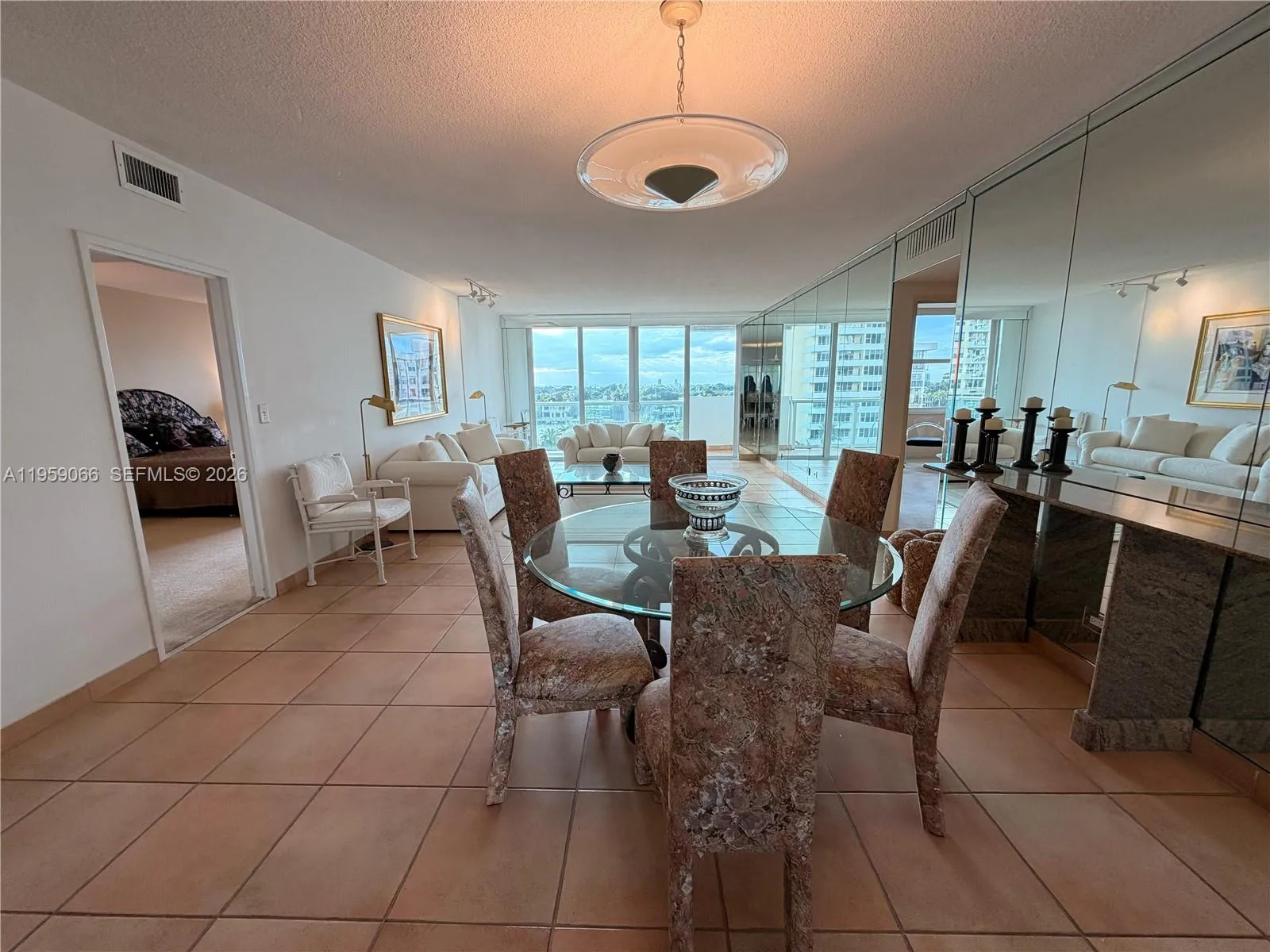 5601 Collins Ave 720, Miami Beach, Florida 33140, Miami Beach, Florida 33140, 2 Bedrooms Bedrooms, ,2 BathroomsBathrooms,Residential,For Sale,5601 Collins Ave 720, Miami Beach, Florida 33140,A11959066