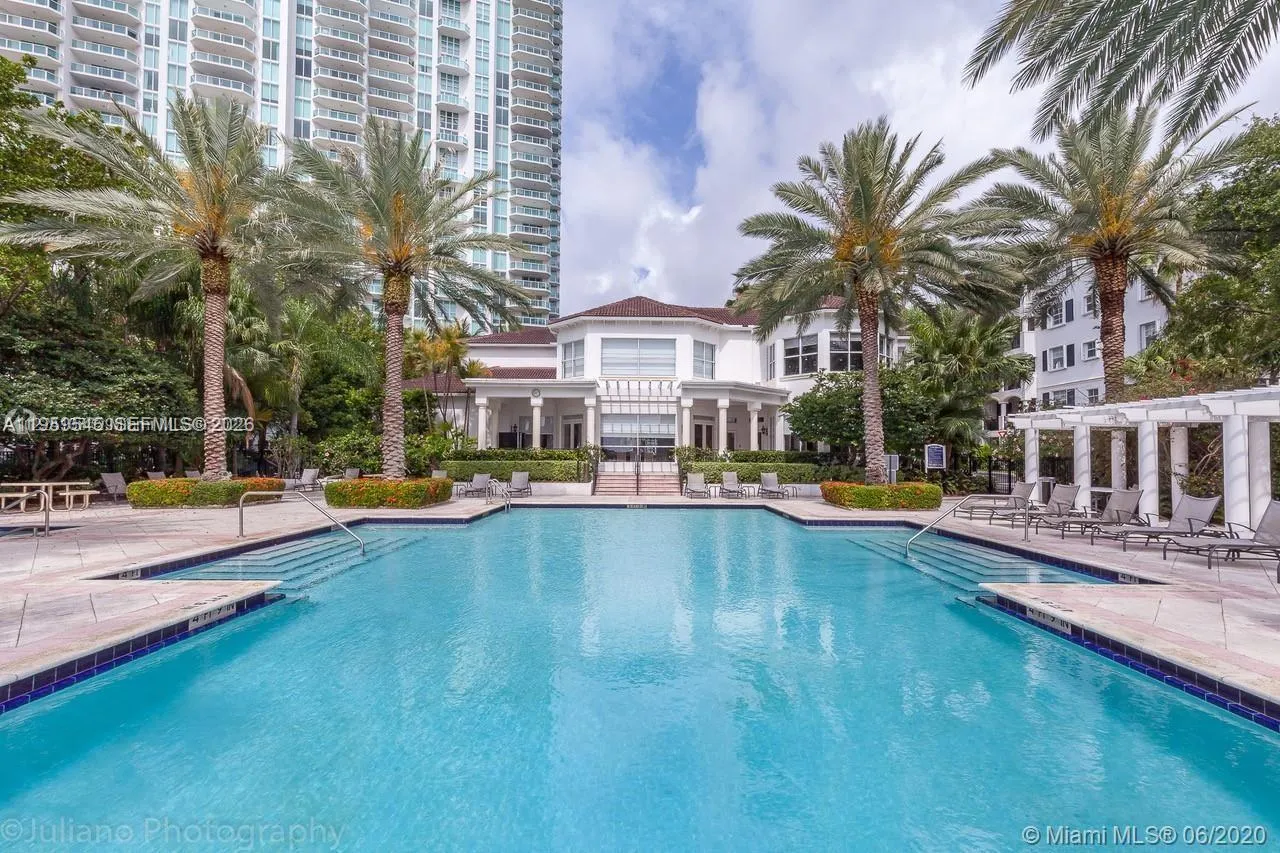 3245 Ne 184 St 13304, Aventura, Florida 33160, Aventura, Florida 33160, 2 Bedrooms Bedrooms, ,2 BathroomsBathrooms,Residential,For Sale,3245 Ne 184 St 13304, Aventura, Florida 33160,A11959545