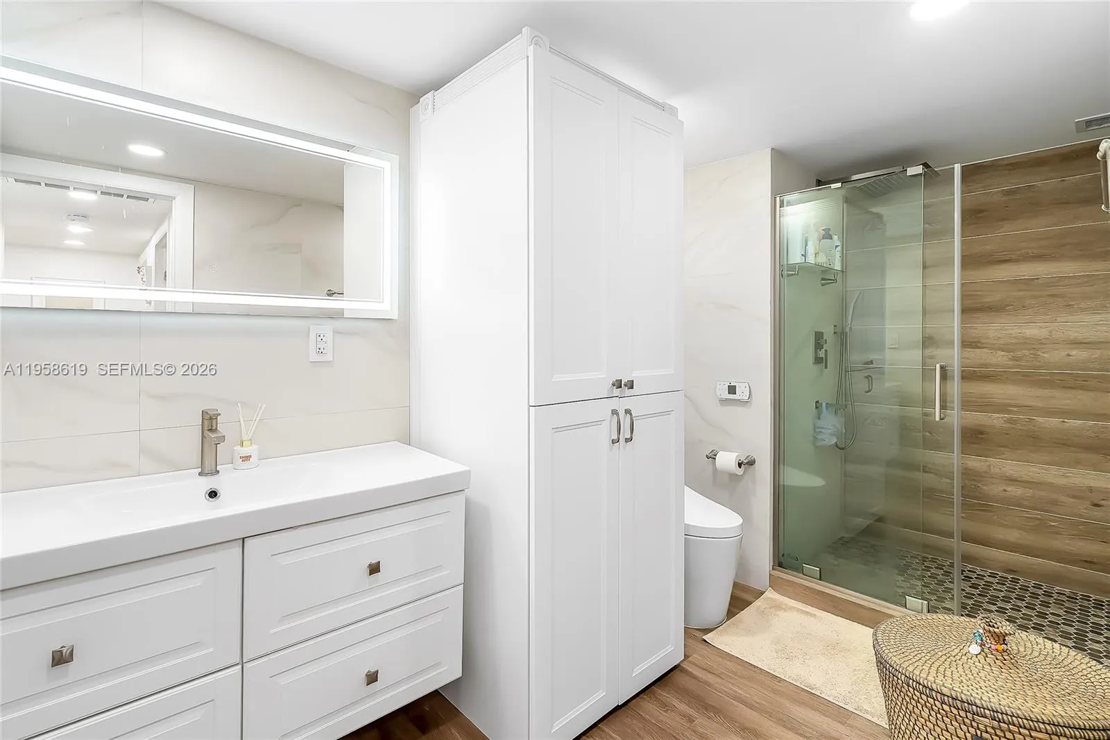 600 Three Islands Blvd 604, Hallandale Beach, Flor, Hallandale Beach, Florida 33009, 2 Bedrooms Bedrooms, ,2 BathroomsBathrooms,Residential,For Sale,600 Three Islands Blvd 604, Hallandale Beach, Flor,A11958619