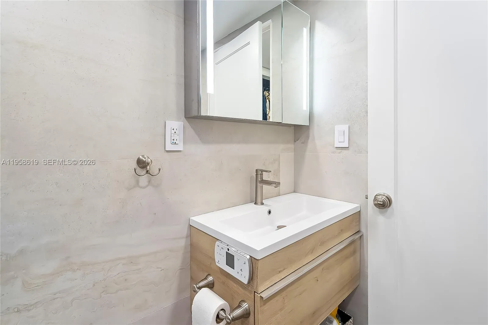 600 Three Islands Blvd 604, Hallandale Beach, Flor, Hallandale Beach, Florida 33009, 2 Bedrooms Bedrooms, ,2 BathroomsBathrooms,Residential,For Sale,600 Three Islands Blvd 604, Hallandale Beach, Flor,A11958619