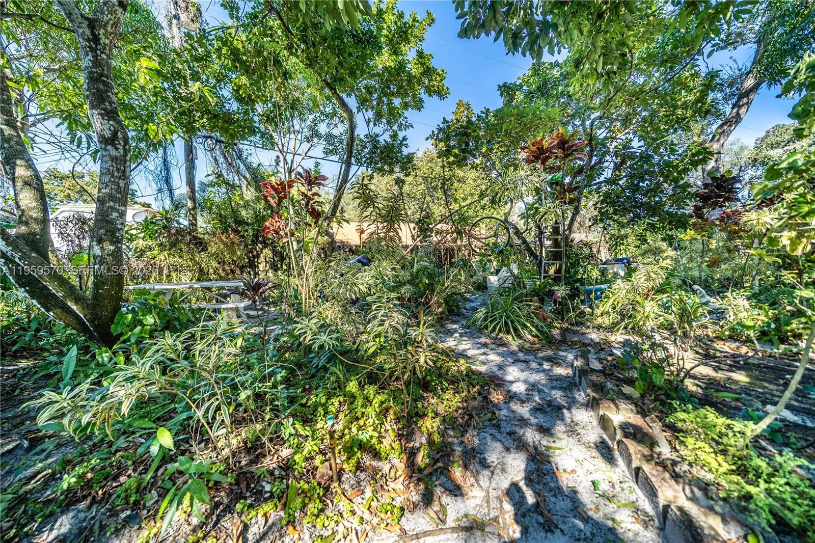 6337 Sw 32nd St, Miramar, Florida 33023, Miramar, Florida 33023, 4 Bedrooms Bedrooms, ,2 BathroomsBathrooms,Residential,For Sale,6337 Sw 32nd St, Miramar, Florida 33023,A11959570