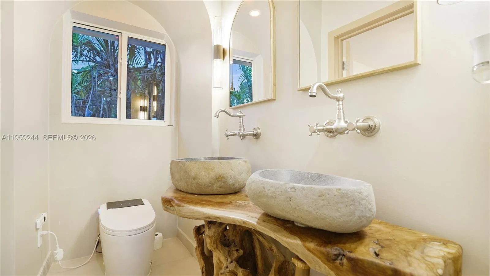 2749 Ne 10th Ave, Wilton Manors, Florida 33334, Wilton Manors, Florida 33334, 3 Bedrooms Bedrooms, ,2 BathroomsBathrooms,Residential,For Sale,2749 Ne 10th Ave, Wilton Manors, Florida 33334,A11959244