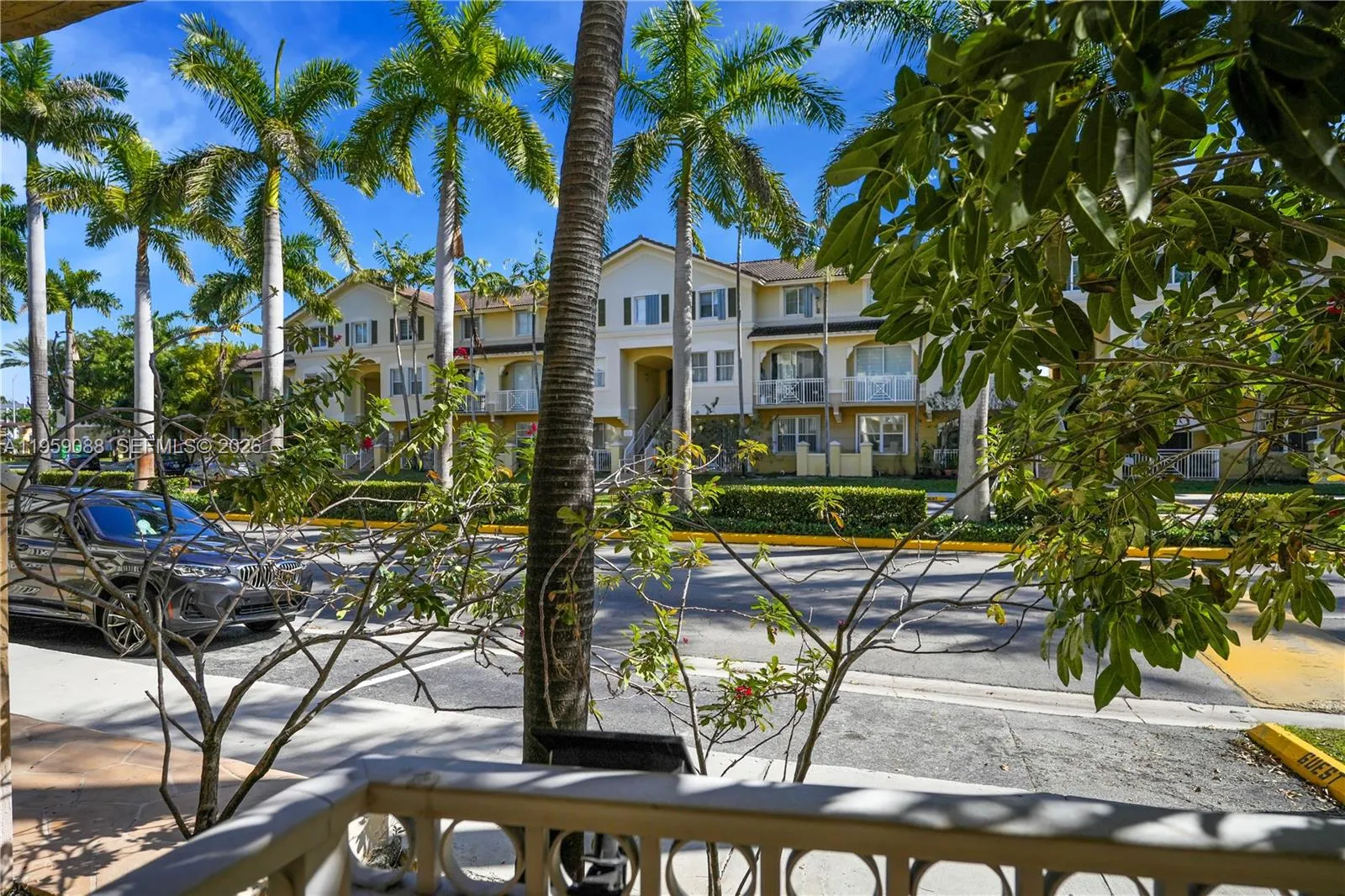 8964 W Flagler St 104, Miami, Florida 33174, Miami, Florida 33174, 3 Bedrooms Bedrooms, ,2 BathroomsBathrooms,Residential,For Sale,8964 W Flagler St 104, Miami, Florida 33174,A11959088