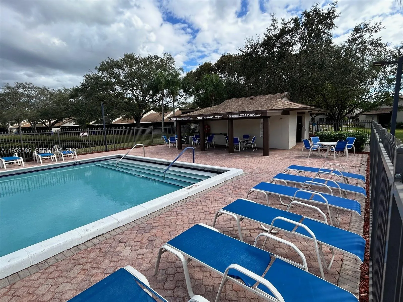 1540 Nw 98th Ter, Pembroke Pines, Florida 33024, Pembroke Pines, Florida 33024, 2 Bedrooms Bedrooms, ,2 BathroomsBathrooms,Residential,For Sale,1540 Nw 98th Ter, Pembroke Pines, Florida 33024,A11959586