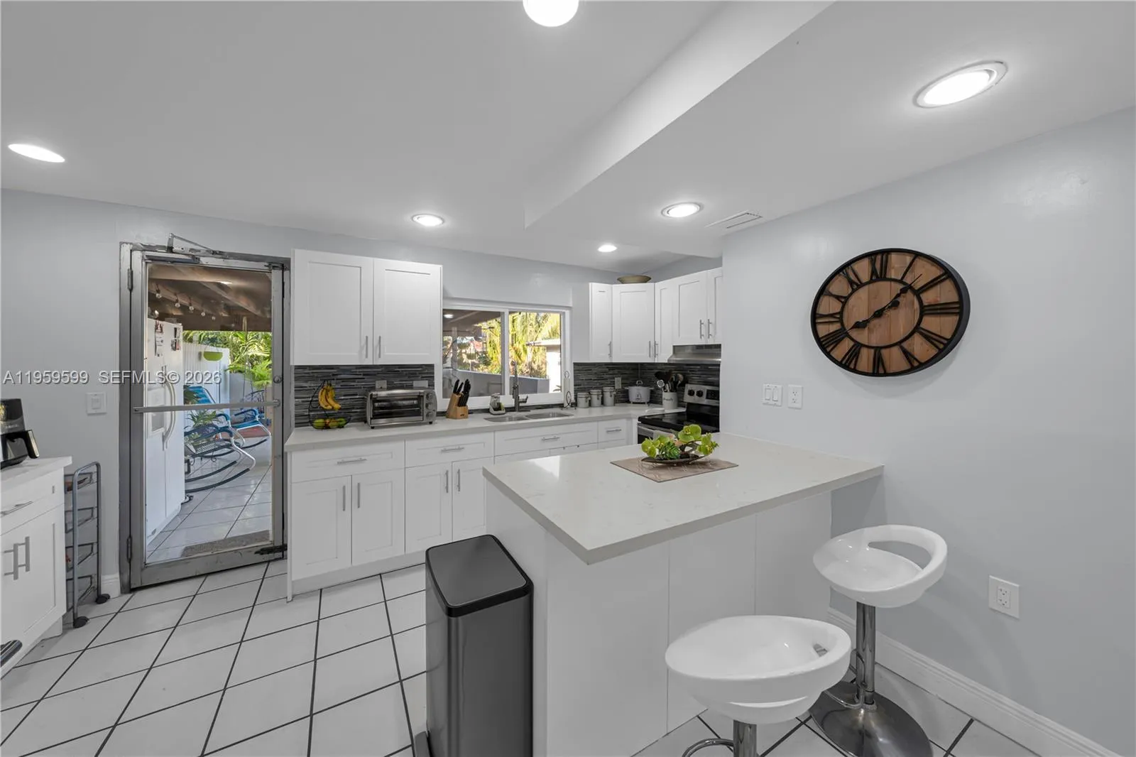 11021 Sw 4th St, Sweetwater, Florida 33174, Sweetwater, Florida 33174, ,Residential Income,For Sale,11021 Sw 4th St, Sweetwater, Florida 33174,A11959599