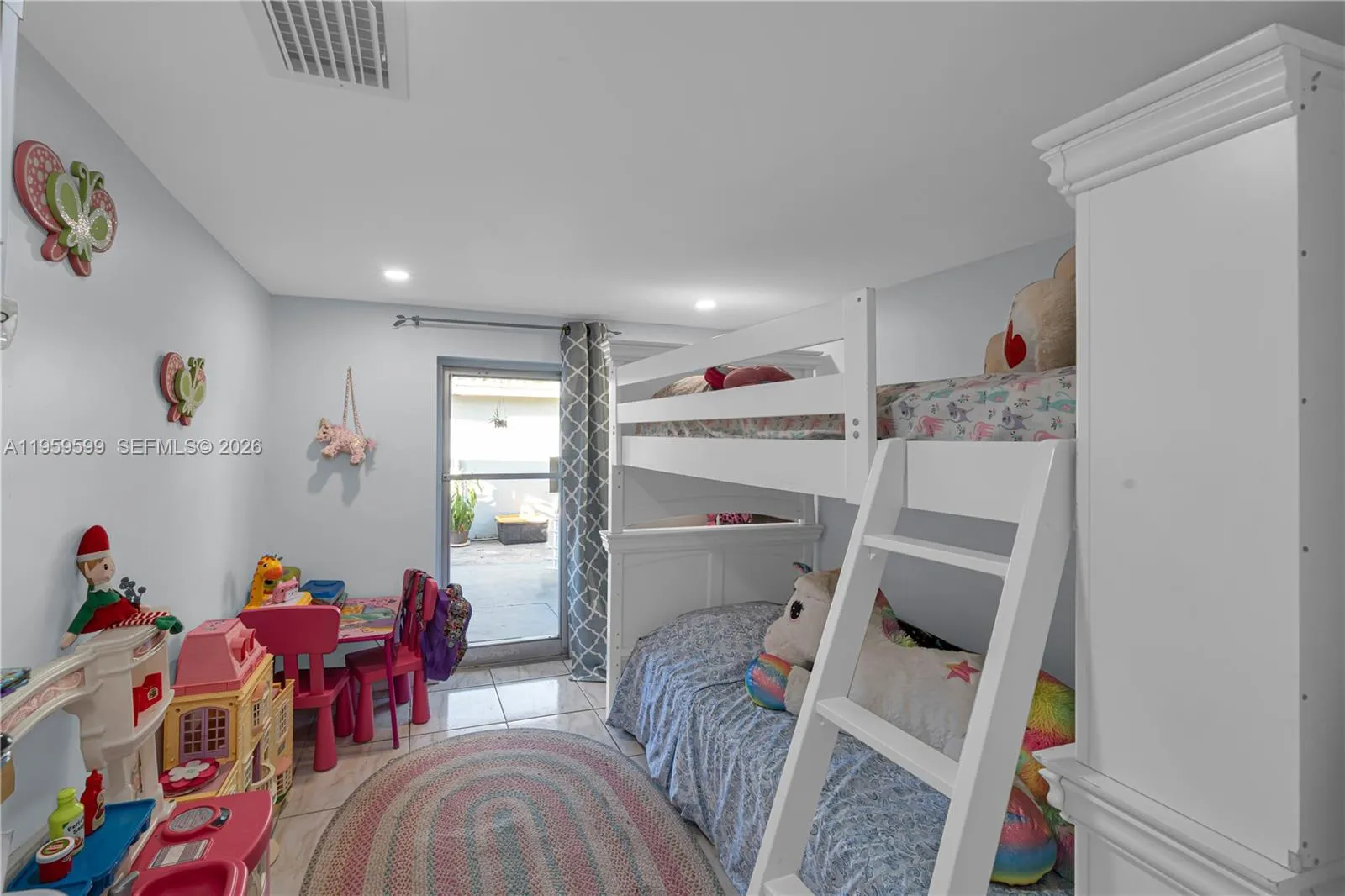 11021 Sw 4th St, Sweetwater, Florida 33174, Sweetwater, Florida 33174, ,Residential Income,For Sale,11021 Sw 4th St, Sweetwater, Florida 33174,A11959599