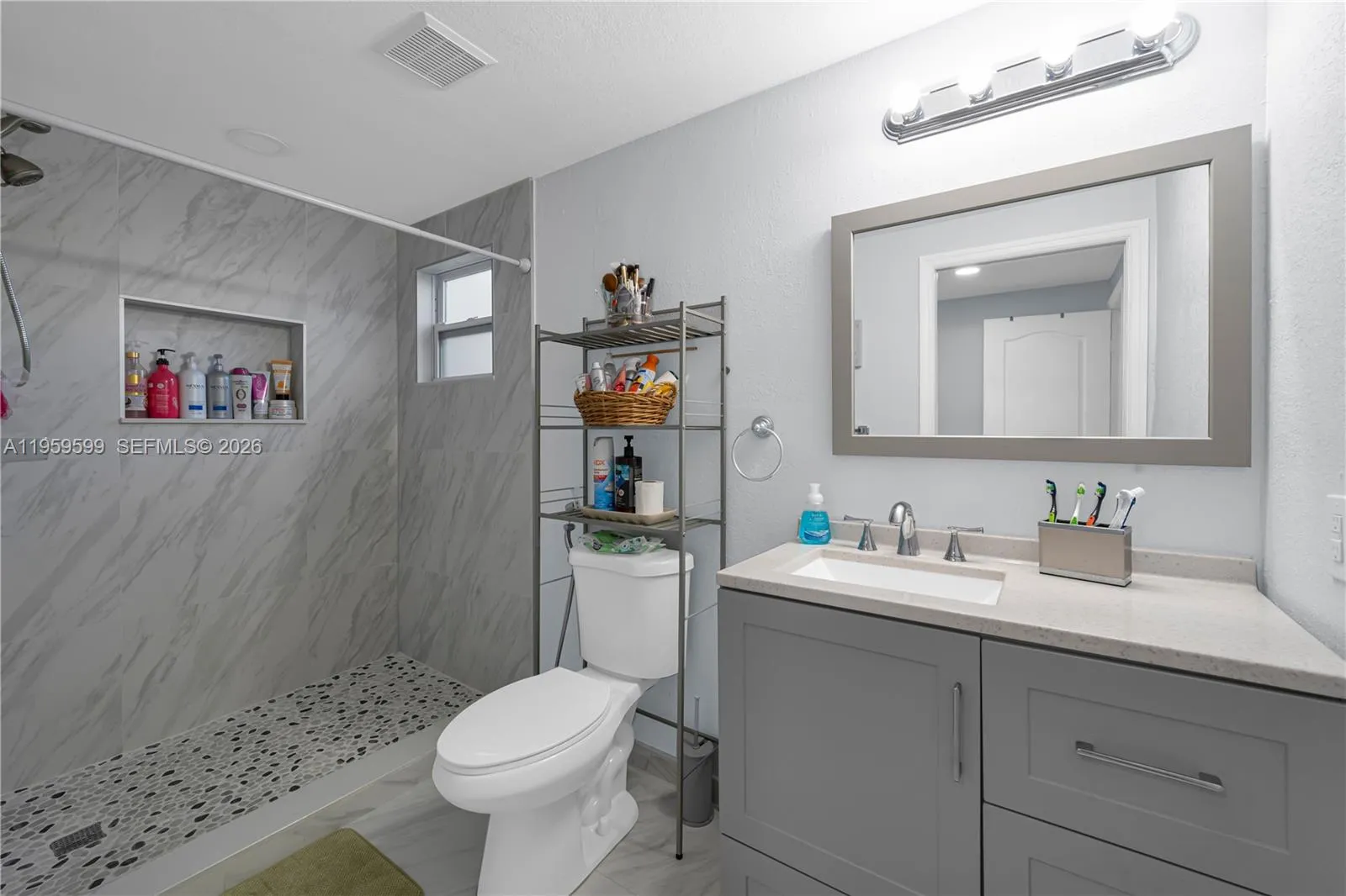 11021 Sw 4th St, Sweetwater, Florida 33174, Sweetwater, Florida 33174, ,Residential Income,For Sale,11021 Sw 4th St, Sweetwater, Florida 33174,A11959599