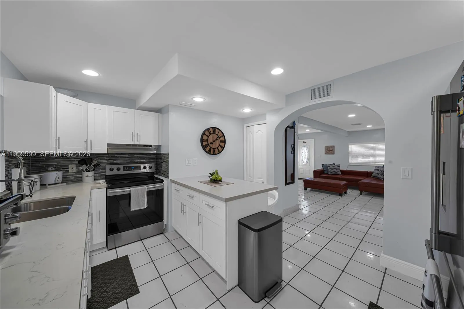 11021 Sw 4th St, Sweetwater, Florida 33174, Sweetwater, Florida 33174, ,Residential Income,For Sale,11021 Sw 4th St, Sweetwater, Florida 33174,A11959599