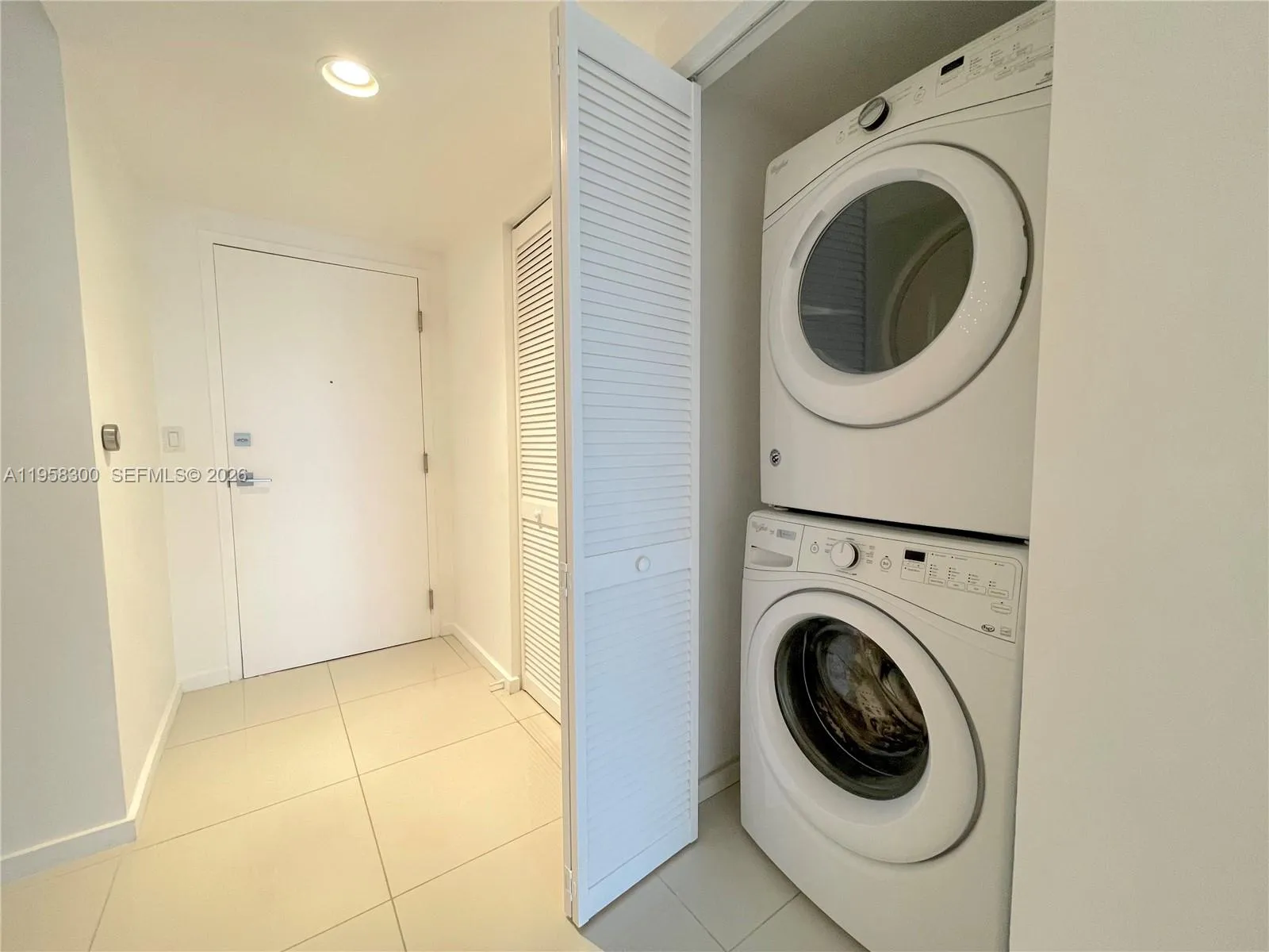 5252 Nw 85th Ave 904, Doral, Florida 33166, Doral, Florida 33166, 2 Bedrooms Bedrooms, ,2 BathroomsBathrooms,Residential Lease,For Rent,5252 Nw 85th Ave 904, Doral, Florida 33166,A11958300