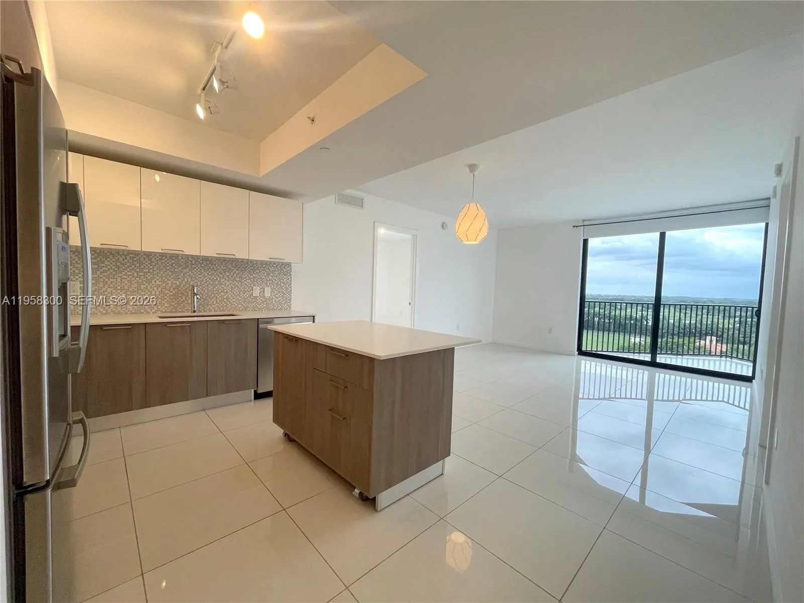 5252 Nw 85th Ave 904, Doral, Florida 33166, Doral, Florida 33166, 2 Bedrooms Bedrooms, ,2 BathroomsBathrooms,Residential Lease,For Rent,5252 Nw 85th Ave 904, Doral, Florida 33166,A11958300