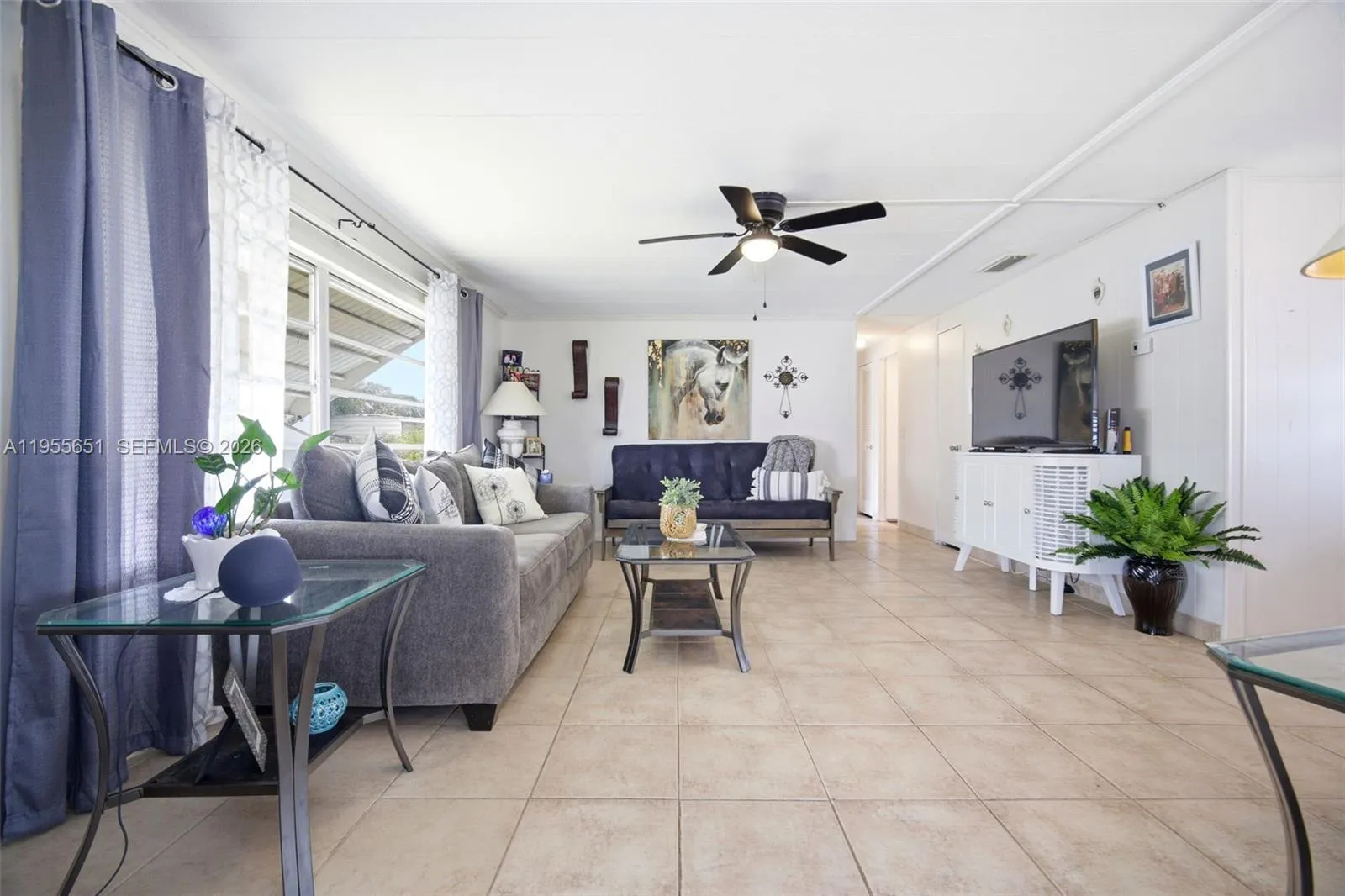 1981 Sw 83rd Ave, Davie, Florida 33324, Davie, Florida 33324, 2 Bedrooms Bedrooms, ,2 BathroomsBathrooms,Residential,For Sale,1981 Sw 83rd Ave, Davie, Florida 33324,A11955651