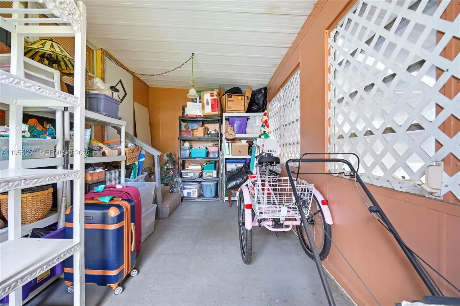 1981 Sw 83rd Ave, Davie, Florida 33324, Davie, Florida 33324, 2 Bedrooms Bedrooms, ,2 BathroomsBathrooms,Residential,For Sale,1981 Sw 83rd Ave, Davie, Florida 33324,A11955651