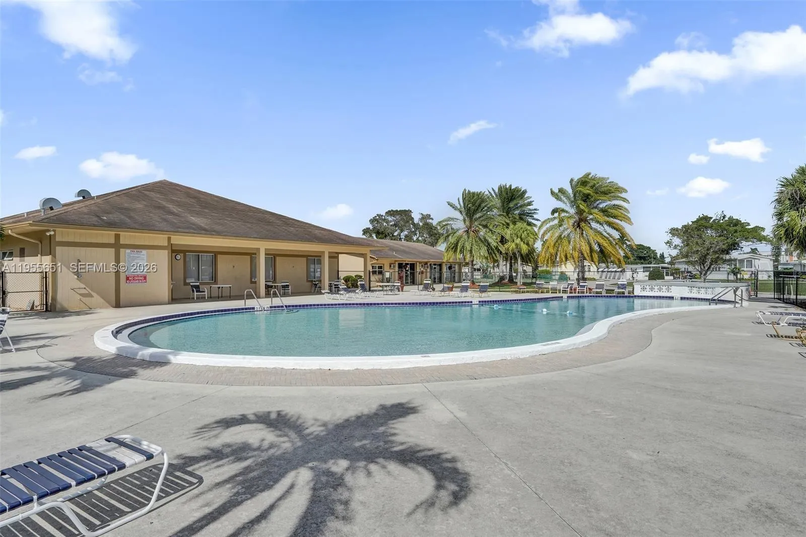 1981 Sw 83rd Ave, Davie, Florida 33324, Davie, Florida 33324, 2 Bedrooms Bedrooms, ,2 BathroomsBathrooms,Residential,For Sale,1981 Sw 83rd Ave, Davie, Florida 33324,A11955651